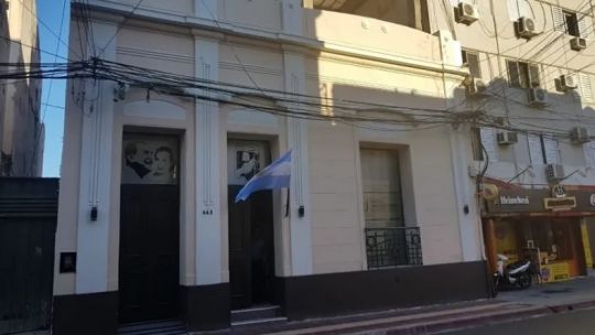 El PJ Corrientes denuncia "proscripción" de Cristina y "capítulo negro del lawfare" en Argentina El PJ Corrientes denuncia "proscripción" de Cristina y "capítulo negro del lawfare" en Argentina