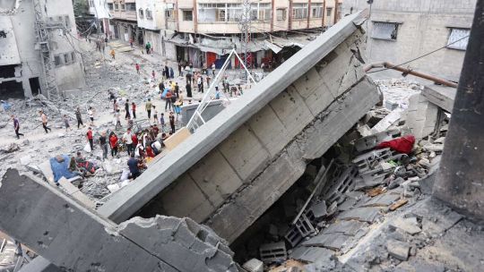 Israel y Hamas inician negociaciones, aunque con roces