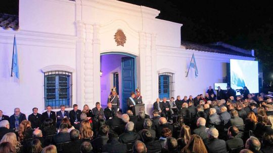 No amamos tanto el 9 de Julio No amamos tanto el 9 de Julio