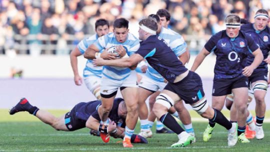 Los Pumas volvieron a jugar en el país, pero no pudieron con Inglaterra Los Pumas volvieron a jugar en el país, pero no pudieron con Inglaterra