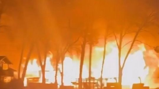 Contuvieron el incendio en un aserradero de Villa del Prado Contuvieron el incendio en un aserradero de Villa del Prado
