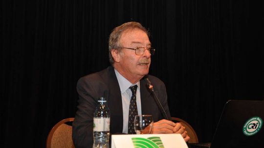 El campo pide “reglas claras” para salir del “estancamiento” y no correr detrás de Brasil