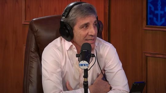 Caputo, como siempre, fue a Carajo, echó culpas a los demás y espera más dólares del FMI Caputo, como siempre, fue a Carajo, echó culpas a los demás y espera más dólares del FMI