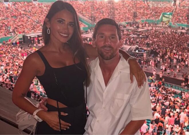 Coldplay volvió a usar la “kiss cam” y atrapó a Leo Messi y a Antonela Roccuzzo acaramelados Coldplay volvió a usar la “kiss cam” y atrapó a Leo Messi y a Antonela Roccuzzo acaramelados