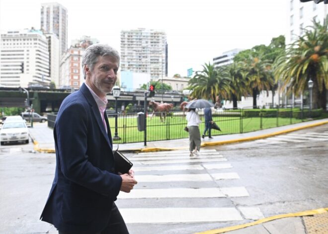 Critican al Banco Central por manipular el dólar futuro Critican al Banco Central por manipular el dólar futuro