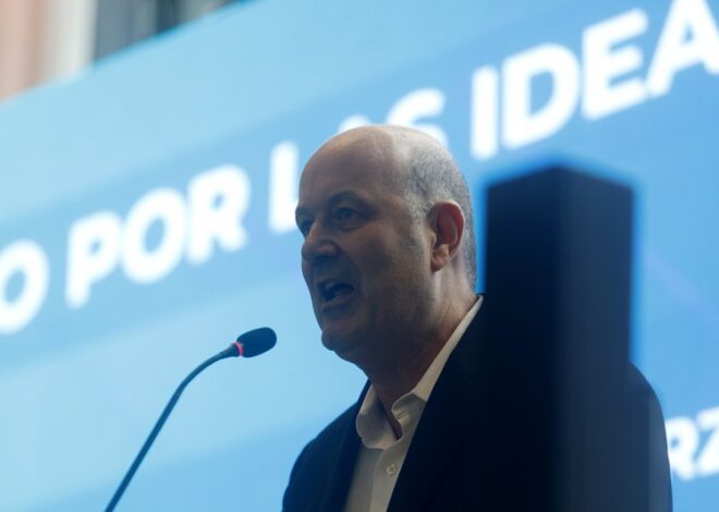 Sturzenegger dice que los jueces son la verdadera casta y propuso aplicarles "el método de la Revolución Francesa"