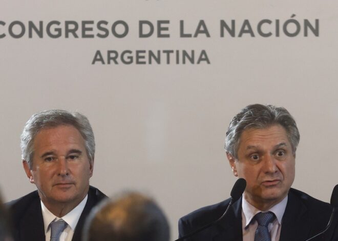 Fracasó la licitación de Bopreales: aún con tasa alta y dólar caro no lograron convencer al mercado Fracasó la licitación de Bopreales: aún con tasa alta y dólar caro no lograron convencer al mercado