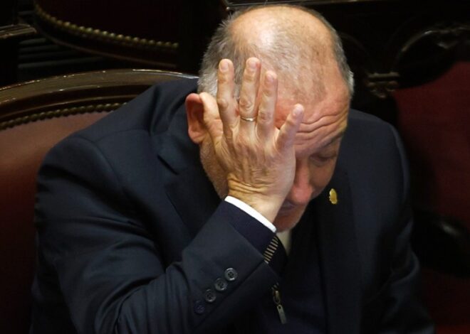 Juez votó a favor de las jubilaciones y ahora los libertarios lo acusan de traidor Juez votó a favor de las jubilaciones y ahora los libertarios lo acusan de traidor