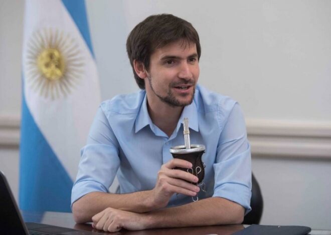 Los Menem ahora apuntar a Manu Vidal para terminar de hundir a Santiago Caputo Los Menem ahora apuntar a Manu Vidal para terminar de hundir a Santiago Caputo