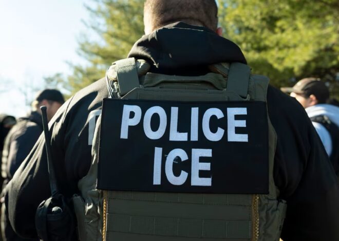 Se paró frente al ICE y les impidió el paso: la batalla del conductor de un consultorio móvil para migrantes