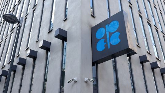 OPEP+ adelanta reunión y evalúa nuevo aumento de producción OPEP+ adelanta reunión y evalúa nuevo aumento de producción