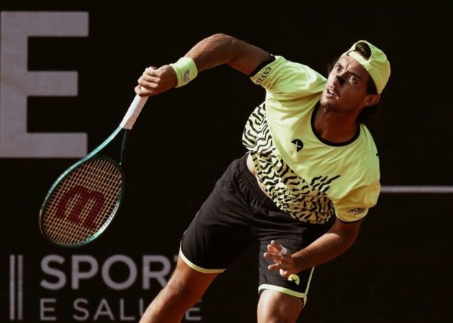 El argentino Thiago Tirante deslumbró con un punto extraordinario que hizo aplaudir a su rival El argentino Thiago Tirante deslumbró con un punto extraordinario que hizo aplaudir a su rival