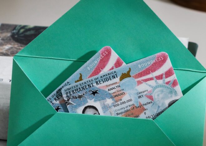 Alerta green card: las cuatro obligaciones que los residentes deben cumplir para no perder sus derechos, según el Uscis