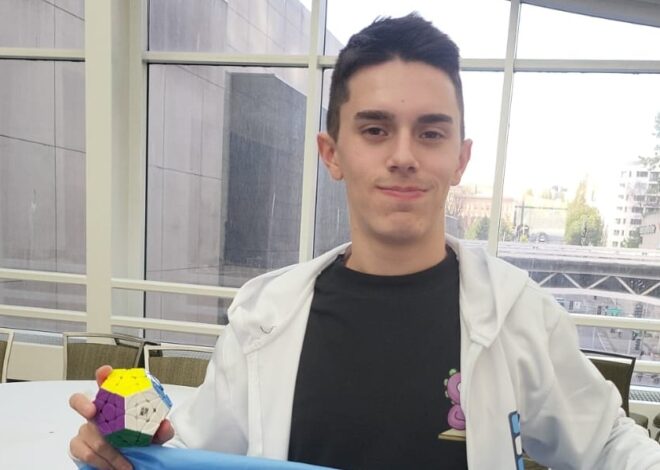 El argentino Leandro López, de 21 años, se consagró campeón en el Mundial de cubo Rubik El argentino Leandro López, de 21 años, se consagró campeón en el Mundial de cubo Rubik