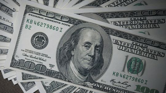 El dólar blue se vende con un leve aumento este 1 de julio