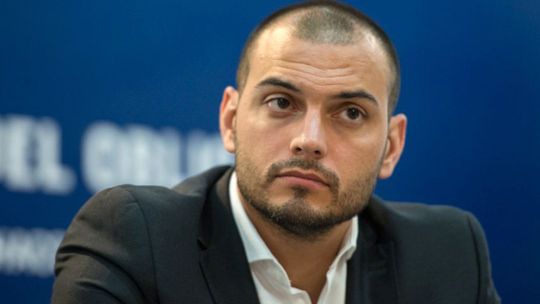 Álvarez Agis sobre los insultos de Milei: "El Presidente cree que de esa manera acumula más poder" Álvarez Agis sobre los insultos de Milei: "El Presidente cree que de esa manera acumula más poder"