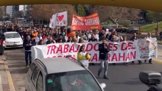 Los trabajadores del Hospital Garrahan volvieron a realizar un paro de 24 horas y crecen las tensiones con Milei Los trabajadores del Hospital Garrahan volvieron a realizar un paro de 24 horas y crecen las tensiones con Milei