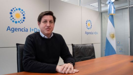 La desarticulación de la ciencia y la tecnología argentinas, desde adentro La desarticulación de la ciencia y la tecnología argentinas, desde adentro