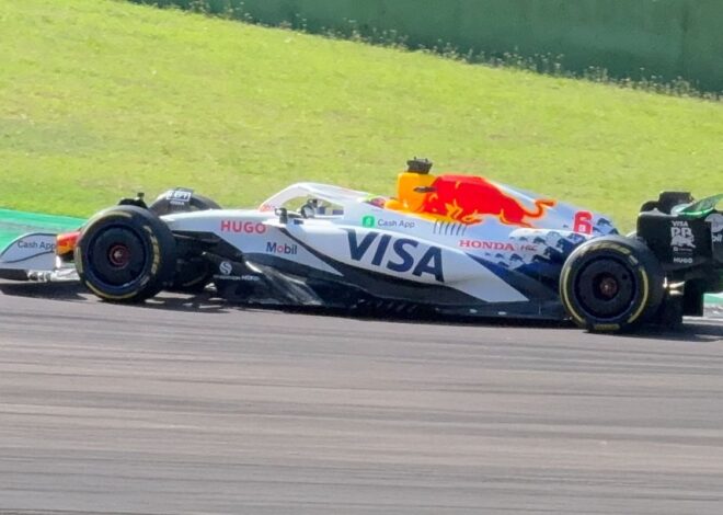 Racing Bulls pone en pista tres monoplazas en Imola