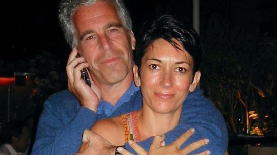 La exsocia de Epstein dijo estar "dispuesta" a presentarse ante el Congreso de EE.UU., pero no fue convocada La exsocia de Epstein dijo estar "dispuesta" a presentarse ante el Congreso de EE.UU., pero no fue convocada