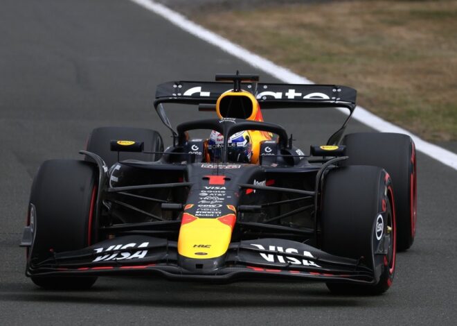 F1 Gran Bretaña 2025: Verstappen roba la pole a los McLaren, Colapinto con accidente