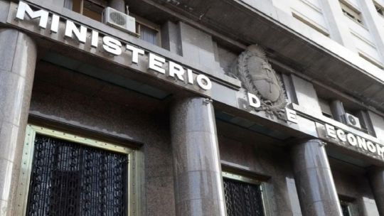 Deuda en pesos: el Gobierno colocó deuda por $8,5% y consiguió un rollover de 295%