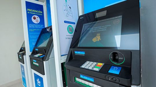 Calendario de pagos en Corrientes: Valdés confirma sueldos de julio y vuelca $98.000 millones