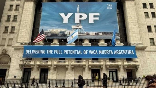 Fallo contra YPF: "Los que impulsaron el juicio son quienes no vieron afectado su derecho de propiedad sobre la empresa" Fallo contra YPF: "Los que impulsaron el juicio son quienes no vieron afectado su derecho de propiedad sobre la empresa"