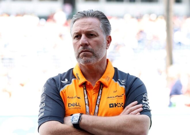 Brown considera que los rumores de Verstappen a Mercedes no se deben descartar Brown considera que los rumores de Verstappen a Mercedes no se deben descartar