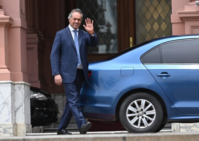 En medio de la crisis del turismo, Scioli se lanza contra los carpinchos y choca con Costantini