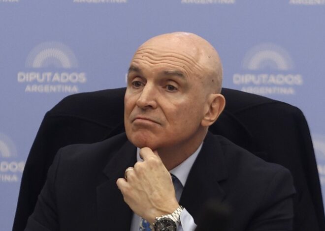 Los encuestadores prevén que las coimas impactarán en la elección porque se combinan con una economía "deteriorada" Los encuestadores prevén que las coimas impactarán en la elección porque se combinan con una economía "deteriorada"