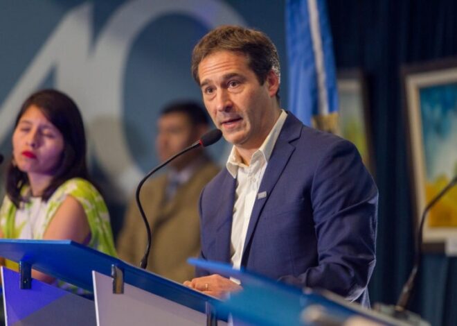Allanaron a miembros del entorno del candidato del peronismo en Chubut por una causa de corrupción Allanaron a miembros del entorno del candidato del peronismo en Chubut por una causa de corrupción