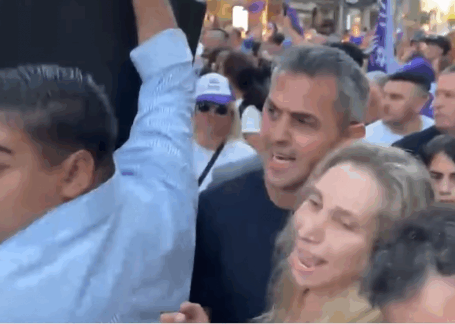 Ahora Karina y Menem se escaparon de un acto en Corrientes mientras Iñaki patoteó a los periodistas