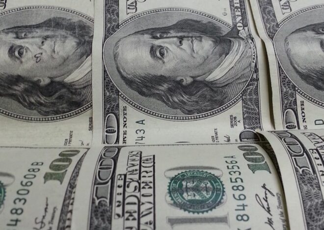 Tras el salto de julio: el dólar cae por segunda rueda consecutiva