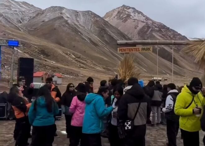 Fuegos, vinos y buena música. A falta de nieve, un centro de esquí se reinventa y desarrolla actividades para todo el año