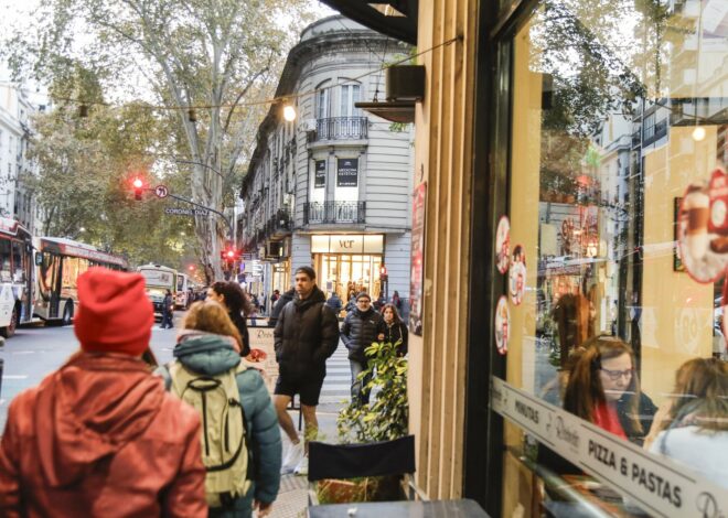 “Cuando se libera un espacio, enseguida se alquila”: la avenida porteña en la que casi no quedan locales vacíos