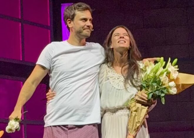 El abrazo de Gimena Accardi y Andrés Gil arriba del escenario a días de firmar su divorcio de Nicolás Vázquez El abrazo de Gimena Accardi y Andrés Gil arriba del escenario a días de firmar su divorcio de Nicolás Vázquez