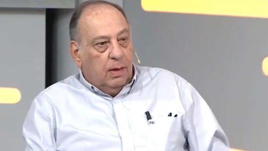 Cachanosky, candidato por la provincia de Buenos Aires y con el lema de Roca: "Paz y progreso"
