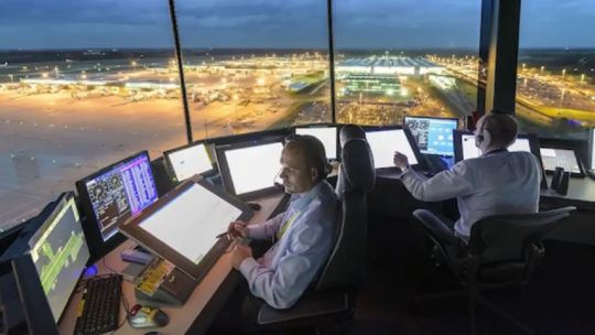 Paro de controladores aéreos: cómo afectará a los vuelos hasta el viernes 30 de agosto Paro de controladores aéreos: cómo afectará a los vuelos hasta el viernes 30 de agosto