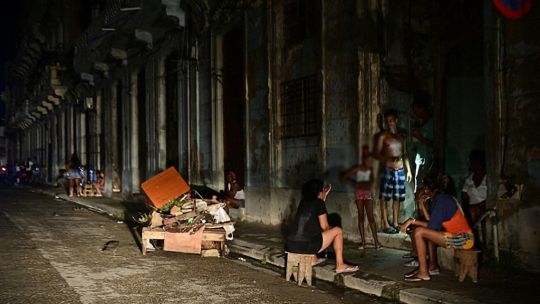 La revolución en Cuba es que ande la heladera: cortes de luz de hasta 20 horas diarias La revolución en Cuba es que ande la heladera: cortes de luz de hasta 20 horas diarias