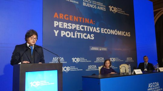Javier Milei denunció que "el kirchnerismo" en el Congreso quiere "quebrar al Estado nacional" Javier Milei denunció que "el kirchnerismo" en el Congreso quiere "quebrar al Estado nacional"