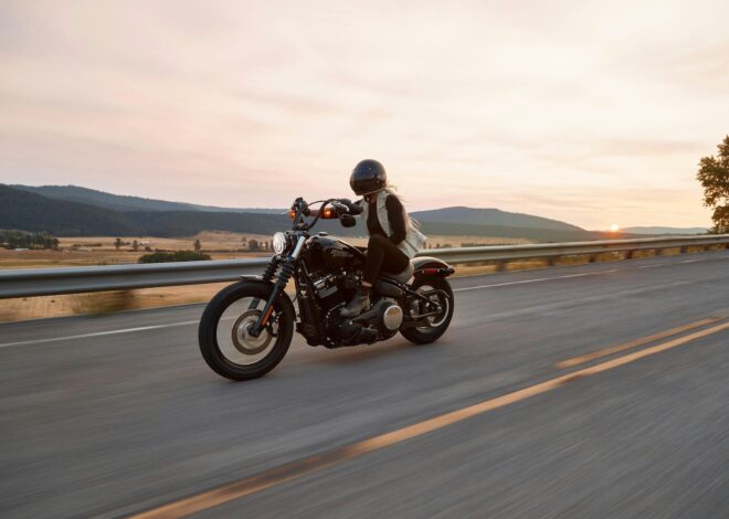 ¿Necesito licencia internacional para alquilar una moto en Estados Unidos?