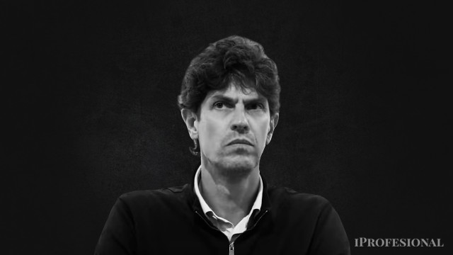 Lousteau contra Milei: "Bajó y subió retenciones en 72 horas y se endeudó al 700% anual en dólares"