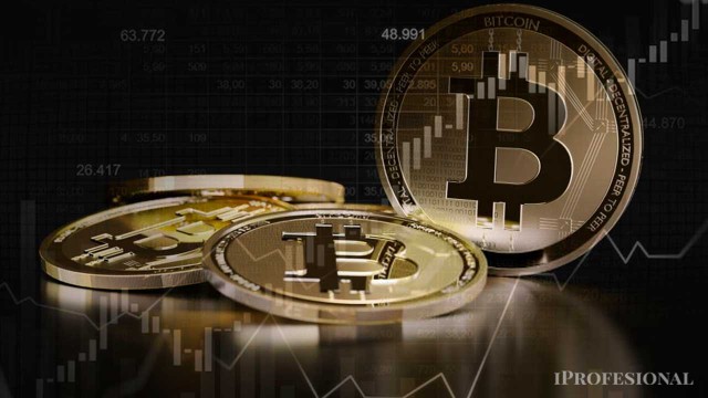 ¿El Bitcoin volverá rápido a marcar un récord?: esta es la visión de los gurúes cripto