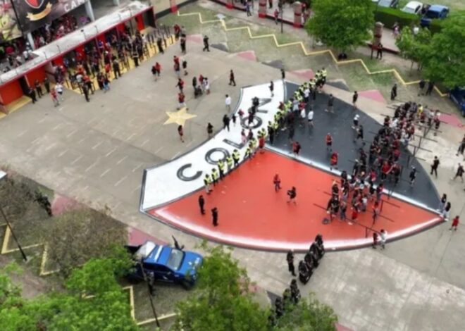 La crisis de Colón: un jugador y cuatro policías heridos en graves incidentes