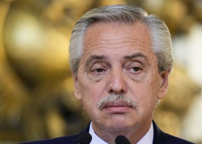 Alberto ácido con Trump: "Wake up Donald!, preguntá para quien es el 3%"