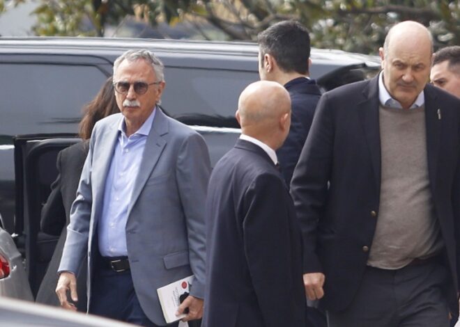 Denuncian que el gobierno usó 40 mil millones del Garrahan para la timba financiera