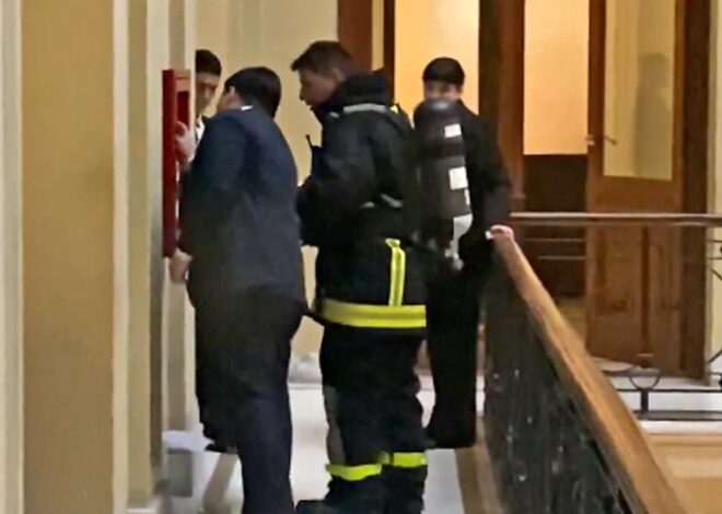 Un principio de incendio en la Casa Rosada alteró la actividad e intervinieron los bomberos Un principio de incendio en la Casa Rosada alteró la actividad e intervinieron los bomberos