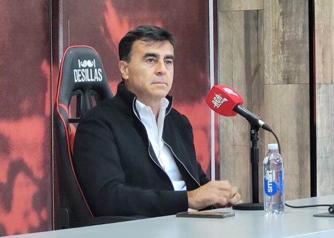 Gustavo Quinteros asumió como nuevo DT de Independiente: “Quiero armar un equipo campeón” Gustavo Quinteros asumió como nuevo DT de Independiente: “Quiero armar un equipo campeón”