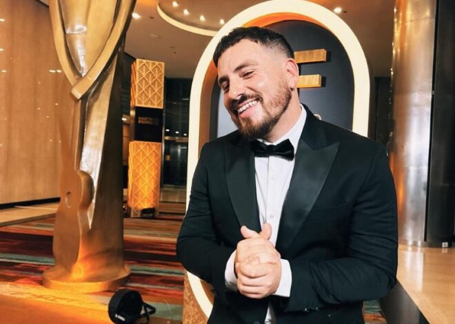 Fede Bal fue grabado a los besos con una notera en el after party de los Martín Fierro Fede Bal fue grabado a los besos con una notera en el after party de los Martín Fierro